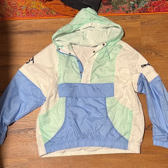 PUMA x Breanna Stewart Windbreaker - Picture 1 of 4